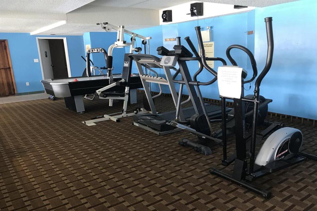 Travelodge By Wyndham Niagara Falls Lundys Lane Bagian luar foto