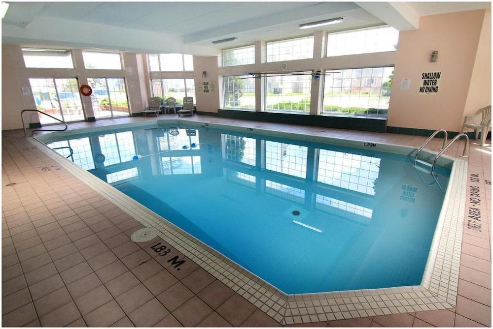Travelodge By Wyndham Niagara Falls Lundys Lane Bagian luar foto