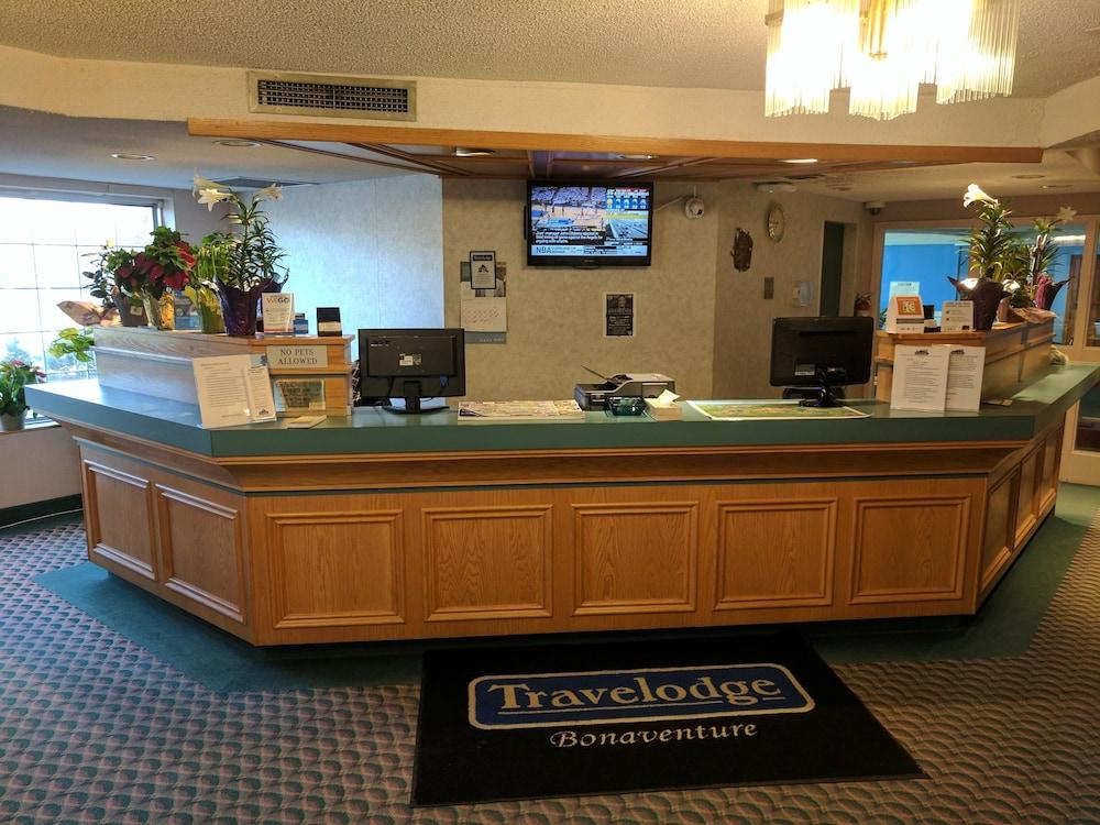 Travelodge By Wyndham Niagara Falls Lundys Lane Bagian luar foto